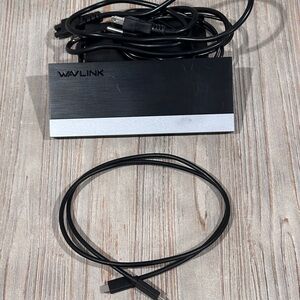 Wavlink UMD05 Display Port HDMI Port RJ45 &  Triple Display